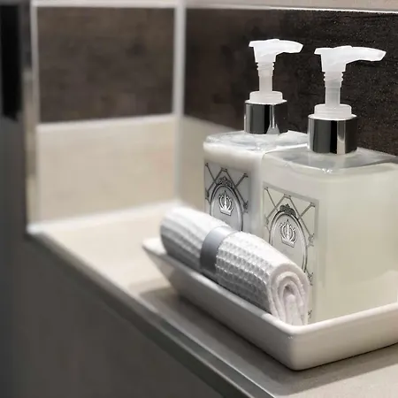 Villa Luxus - Kleine Rosenvilla *