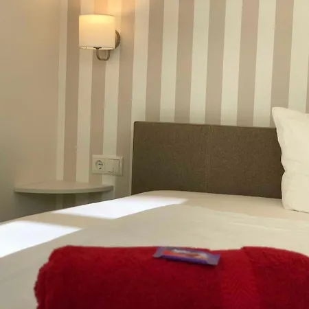 Luxus - Kleine Rosenvilla * Sassnitz