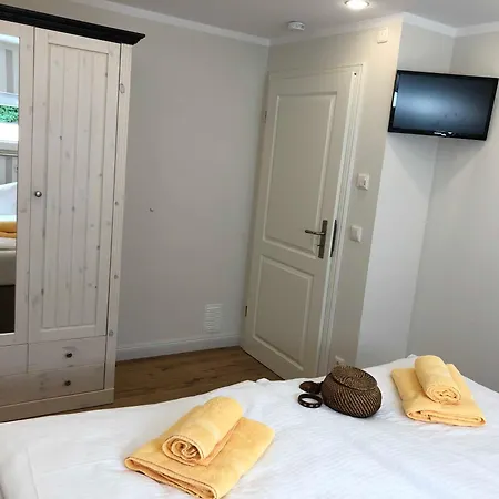 Villa Luxus - Kleine Rosenvilla Sassnitz